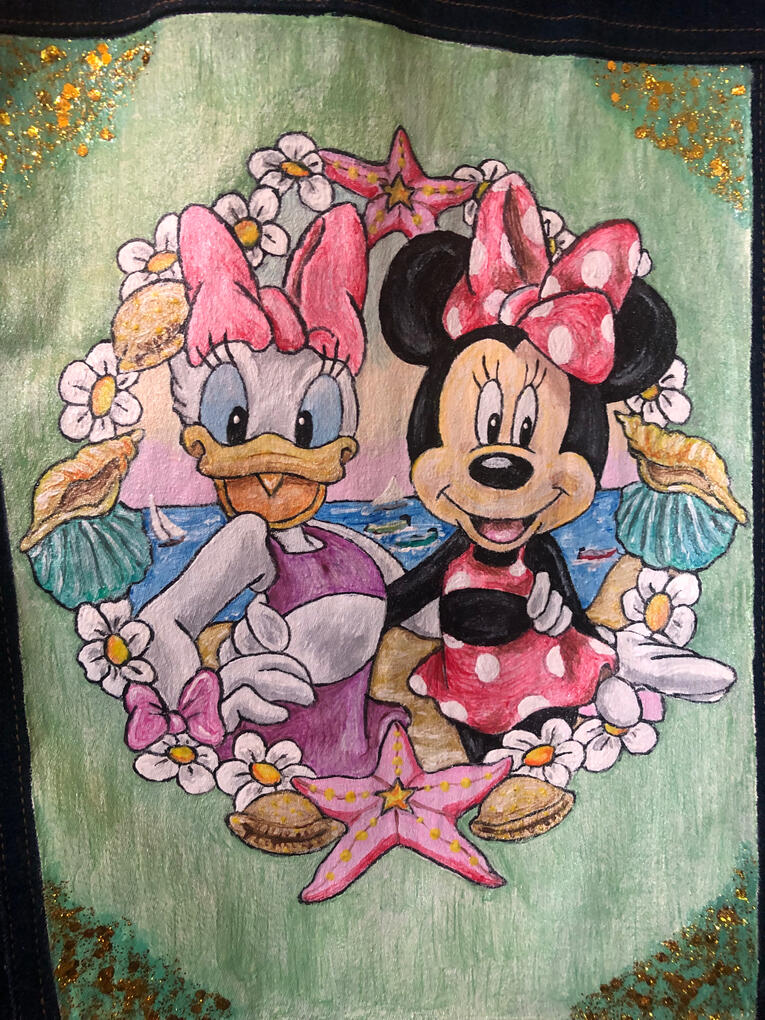 Beach Babes | Daisy & Minnie